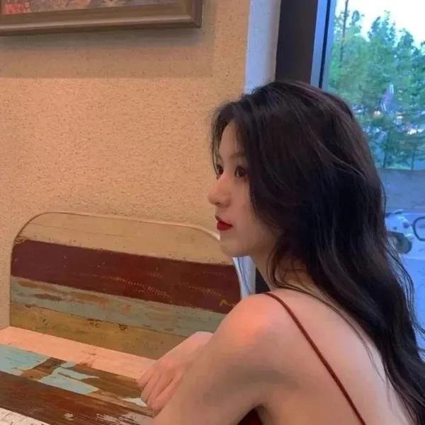 妮娜的抉择
